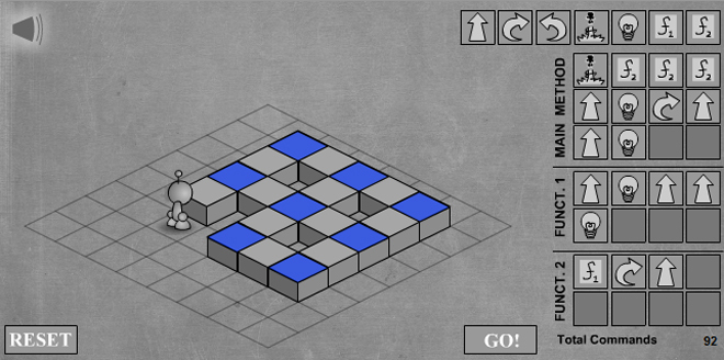 Правила браузерной игры Coolio Niato light-Bot просты: проведите маленького робота через заводской цех и на синие квадраты, а затем зажгите их