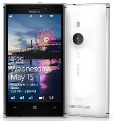 Хотя камера Nokia Lumia 925 имеет максимальное разрешение 8,7 мегапикселя и может снимать видео в формате Full HD, используется технология «PureView», уже известная в Nokia 808 PureView, особенно в условиях рассеянного освещения