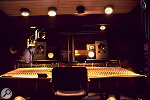 Комната управления Sarm West's Studio 2